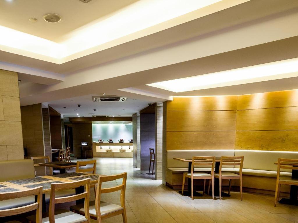 Ji Hotel Shanghai Yan An Road Branch Extérieur photo