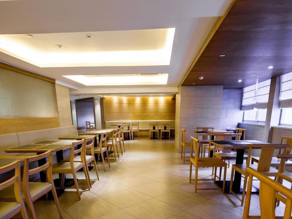 Ji Hotel Shanghai Yan An Road Branch Extérieur photo